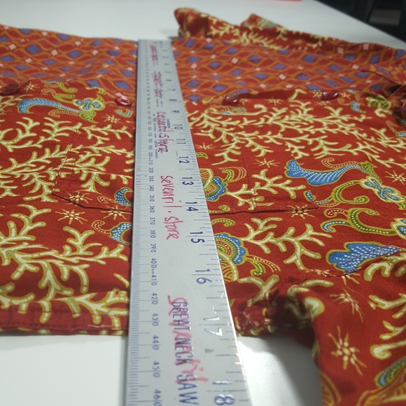 Batik Keris Red And Gold Sz Kids XL - Picture 4 of 5